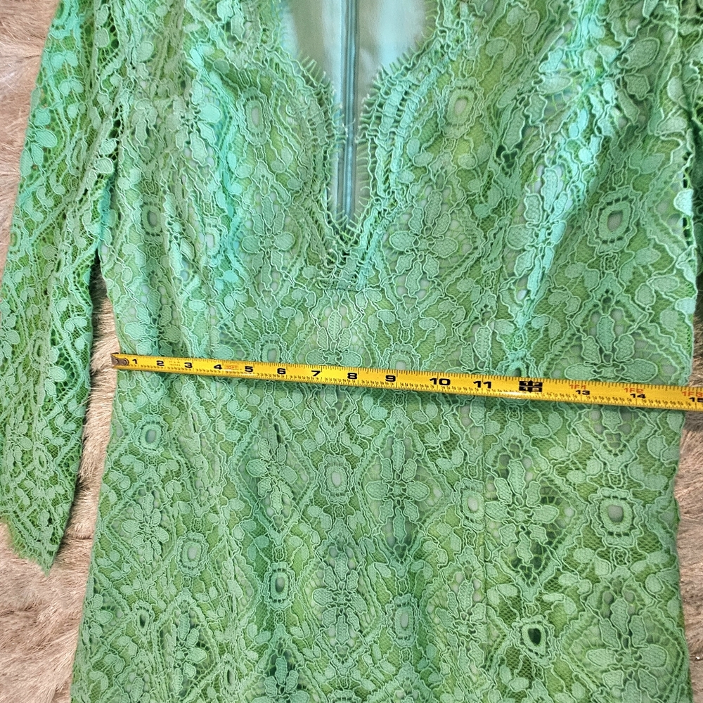 Lilly Pulizer Lace Dress - Picture 10 of 16
